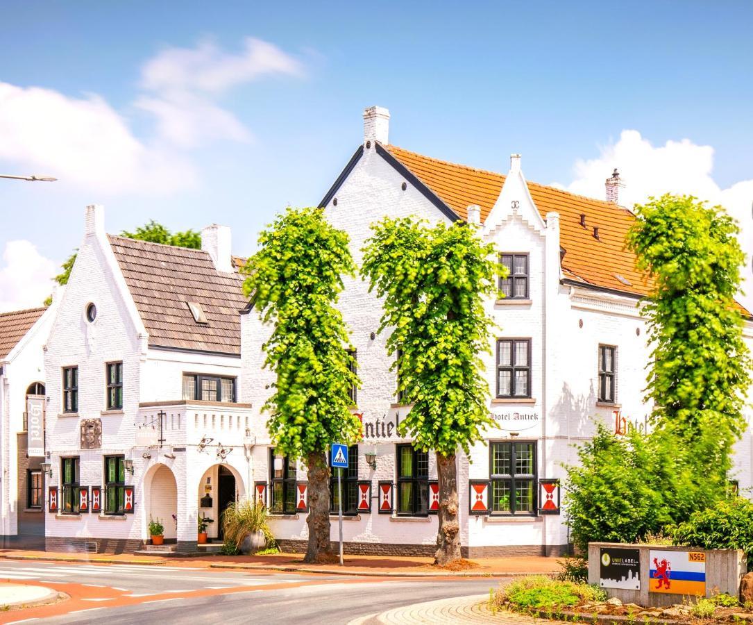 Hotel Nieuw Antiek Helden Bagian luar foto