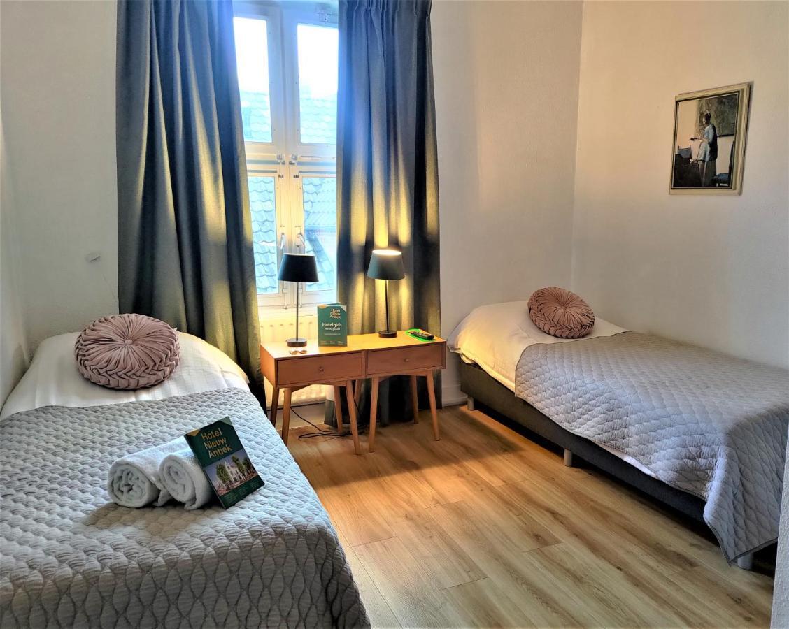 Hotel Nieuw Antiek Helden Ruang foto